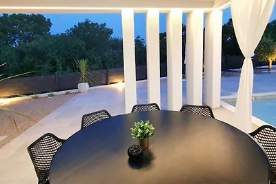 Villa LA VIE mit privatem Pool
