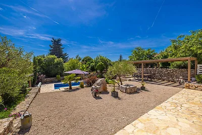 Schöne Villa MAY mit Pool