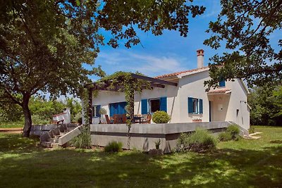 Ferienhaus GARICA mit grossem Garten