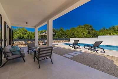 Ferienhaus SARA mit privatem Pool