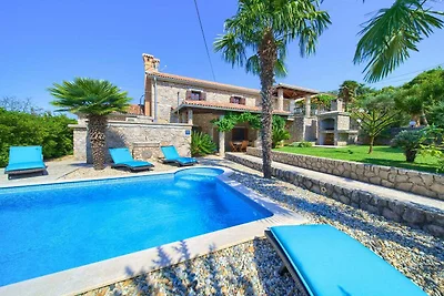 Rustikales Ferienhaus MAGDALEA mit Pool