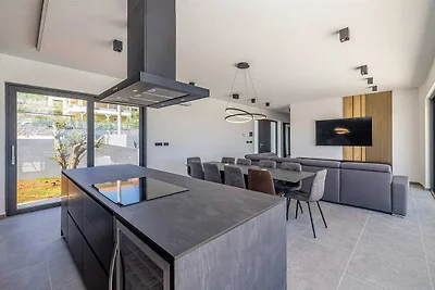 Villa ELEVATION mit beheiztem Pool