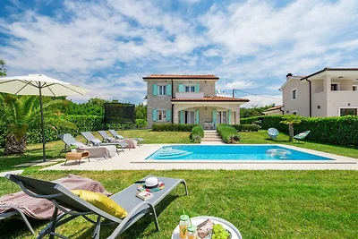 Casa vacanze JOSEPHINE con piscina riscaldata