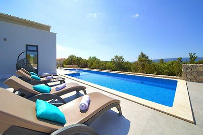 Villa MURAJ con piscina privata