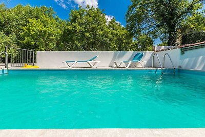 Ferienhaus DUNJA mit privatem Pool