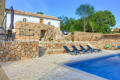 Schöne Villa MAY mit Pool