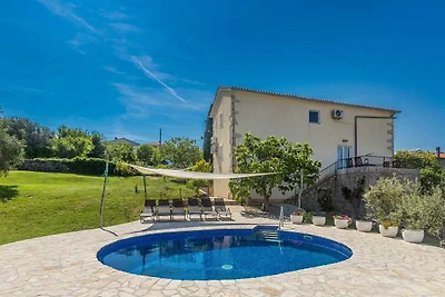 Casa vacanze JELE con piscina