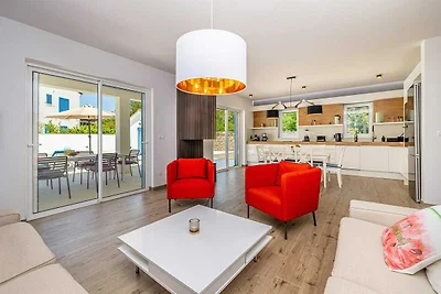 Ferienhaus DAN mit privatem Pool