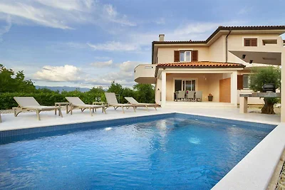 Ferienwohnung LUCAS mit privatem Pool