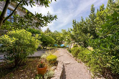 Bella casa vacanze in pietra MENTA I