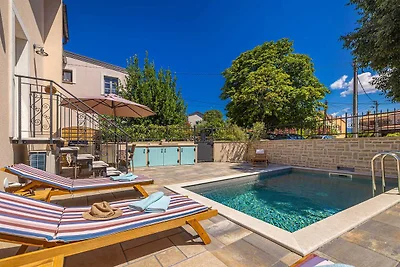 Villa MAVRA mit privatem Pool