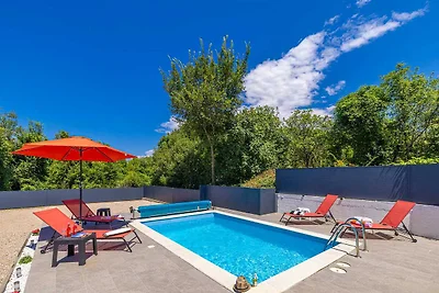 Casa vacanze CHARMING con piscina privata