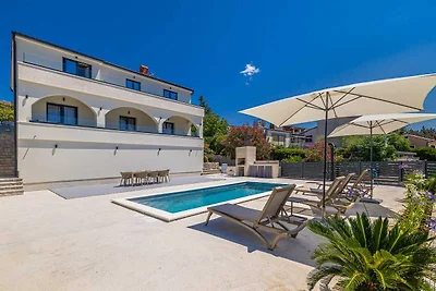 Apartment LAMAR mit privatem Pool und...