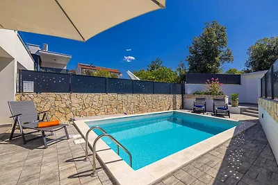 Villa LARUS