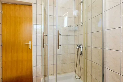 Appartamento Boro con piscina