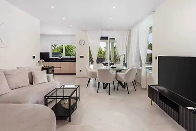 Villa LA VIE mit privatem Pool