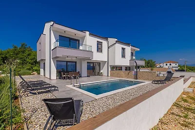 Ferienhaus LAVANDA mit Pool und Panoramablick
