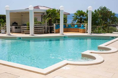 Villa PIANO with sea view