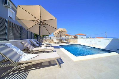 Villa QUARNARO with heated pool