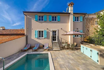 Villa MAVRA mit privatem Pool