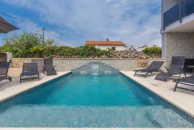 Villa MORE mit privatem Pool