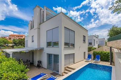 Lussuosa villa DRAZINE con piscina riscaldata