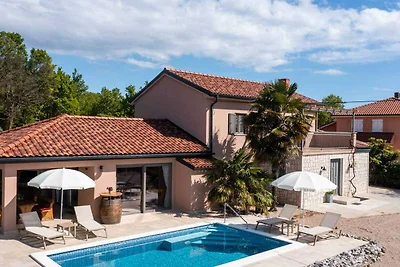 Villa ULIKA mit privatem Pool und Sauna