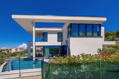 Luxusvilla 45° mit Infinity-Pool