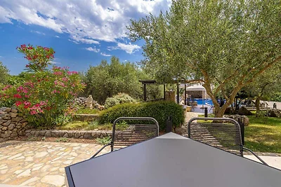 Appartamento di vacanza LANTANA con piscina