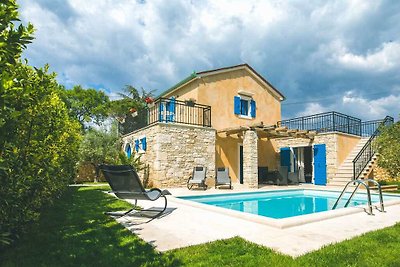 Haus PINEZICI mit Pool