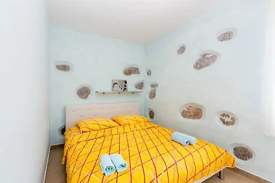 Schönes Ferienhaus KORNIC