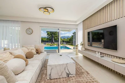 Ferienhaus OLIVE BLUE mit privatem Pool