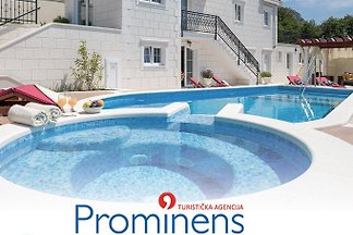 Firma P. Prominens