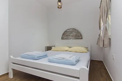 Gemütliches  Ferienhaus mit Pool