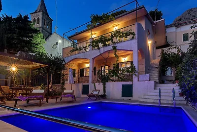 Gemütliches  Ferienhaus mit Pool