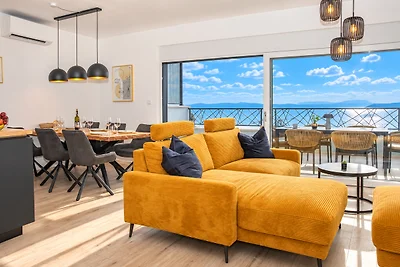 Penthouse Helena