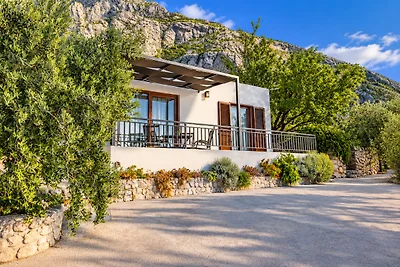 Alleinstehend! Haus Tome in Toplage