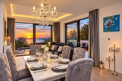 Villa Anja mit Pool und Meerblick