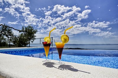 Villa Mendula mit infinity Pool