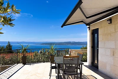 Ferienhaus Vista Mare mit Pool