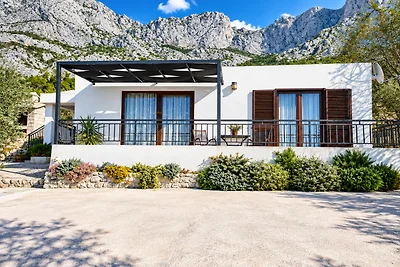 Alleinstehend! Haus Tome in Toplage