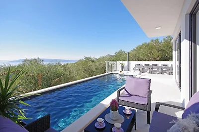 Villa Anja mit Pool und Meerblick