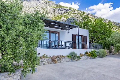Alleinstehend! Haus Tome in Toplage