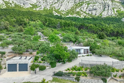 Alleinstehend! Haus Tome in Toplage