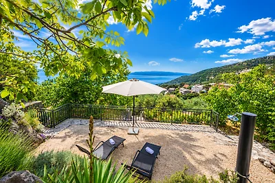 Alleinstehend! Haus Tome in Toplage