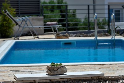 Villa Smart mit Pool in Makarska