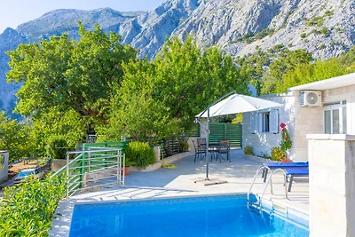 Vakantiehuis Ontspannende vakantie Baska Voda