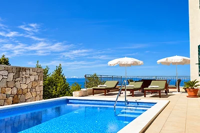 Ferienhaus Mely mit beheiztem Pool