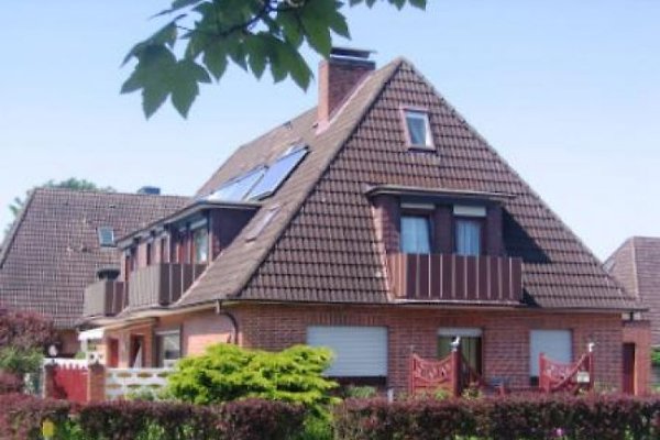 <span style="font-size:smaller;">Firma Haus Möwenweg</span><br> Frau Lüdemann <span style="font-size:smaller;">Firma Haus Möwenweg</span><br> Frau Lüdemann