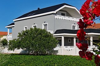 Apartament House by the sea